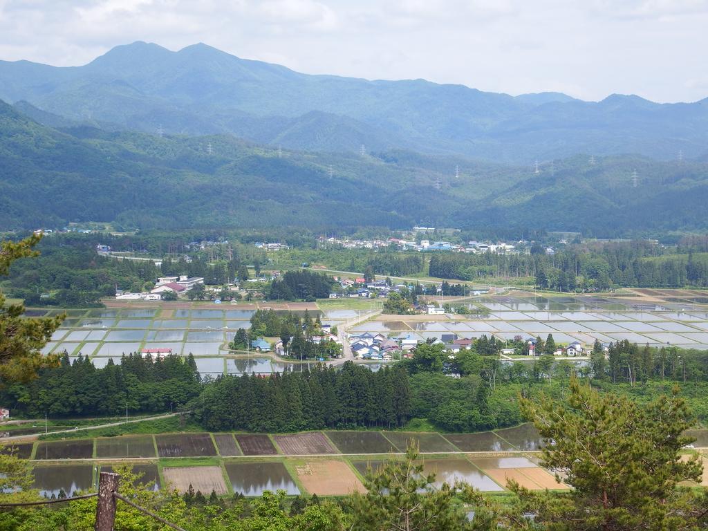 Готель Yamagataya Kitakata Екстер'єр фото